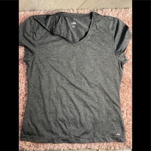 MoretUltra Dri-More Active Fitted Vneck T-Shirt